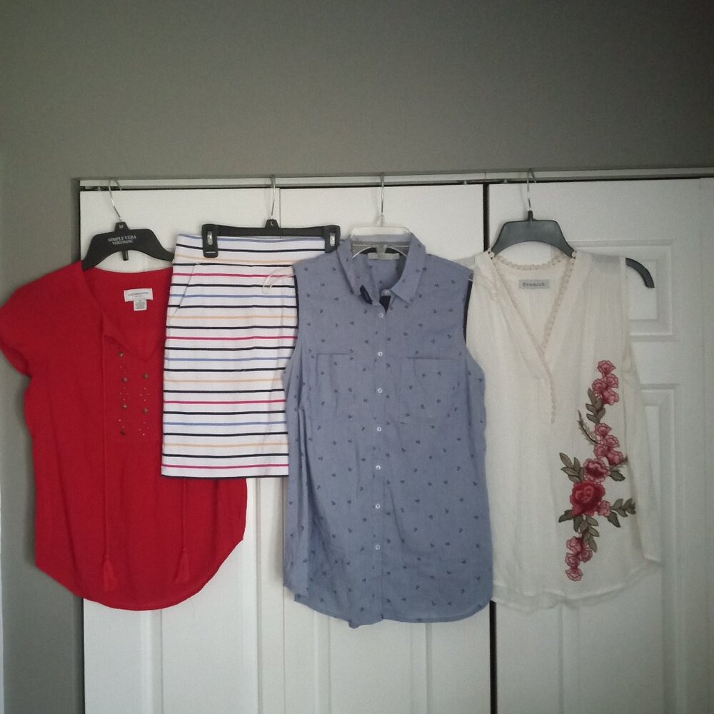 Size Small Bundle